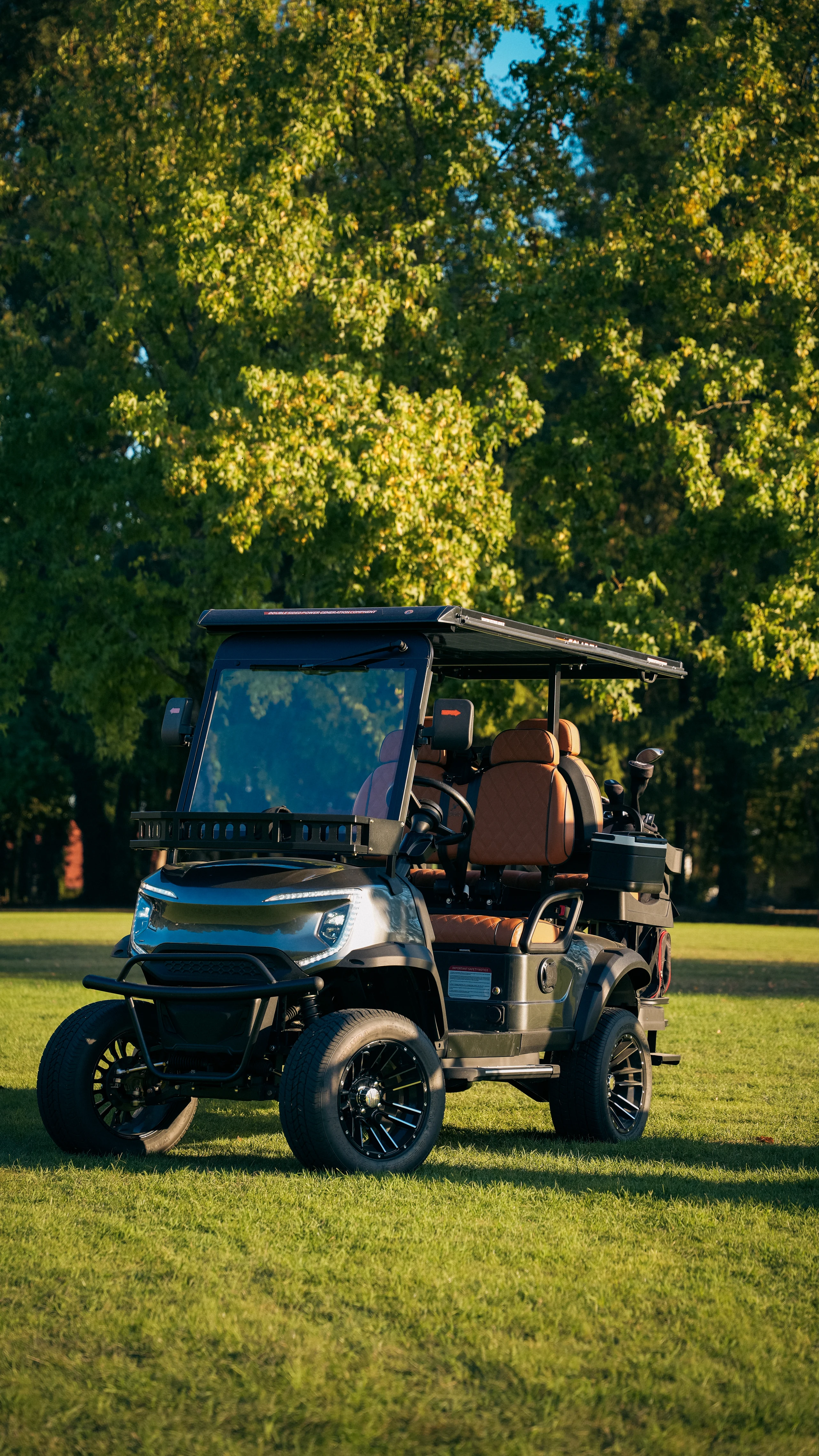 Golf Shuttle Elite 2 + 2 — front view
